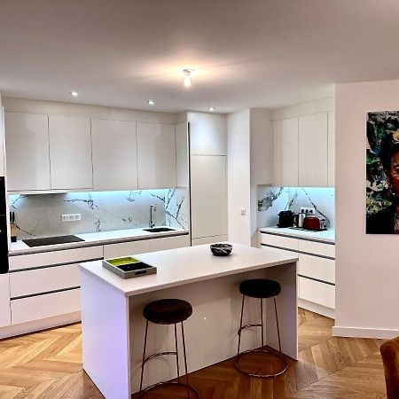 Bel Appartement Avec Parking Au Coeur De ריימס מראה חיצוני תמונה