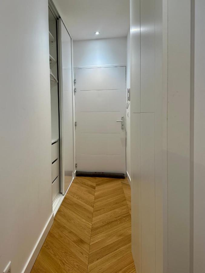 Bel Appartement Avec Parking Au Coeur De ריימס מראה חיצוני תמונה