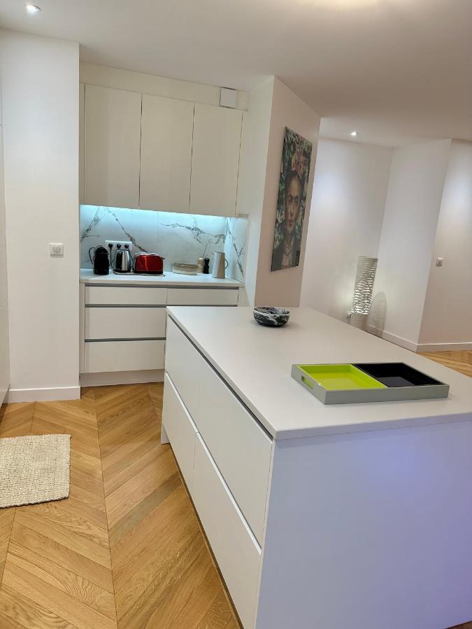 Bel Appartement Avec Parking Au Coeur De ריימס מראה חיצוני תמונה