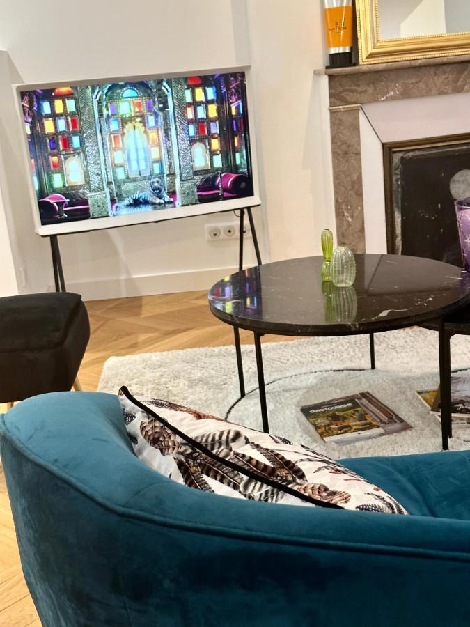 Bel Appartement Avec Parking Au Coeur De ריימס מראה חיצוני תמונה