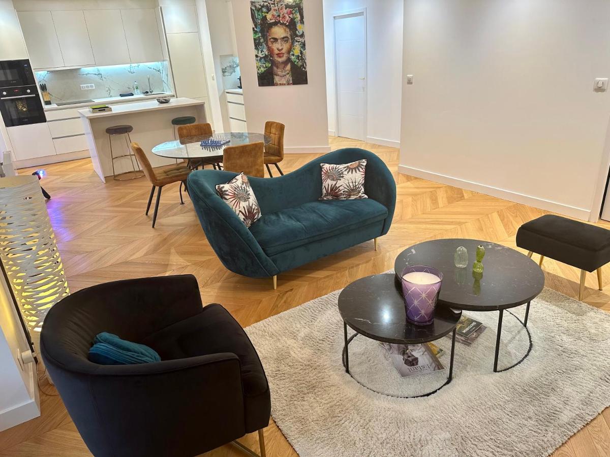 Bel Appartement Avec Parking Au Coeur De ריימס מראה חיצוני תמונה